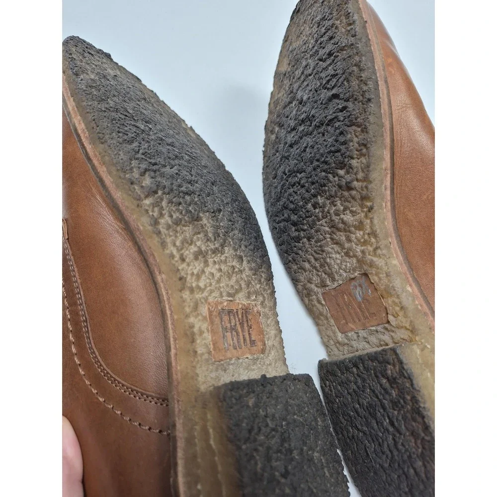 Frye mens size